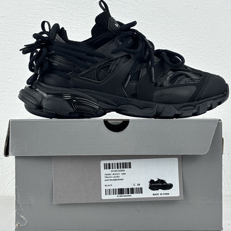 Balenciaga Track shoe 001