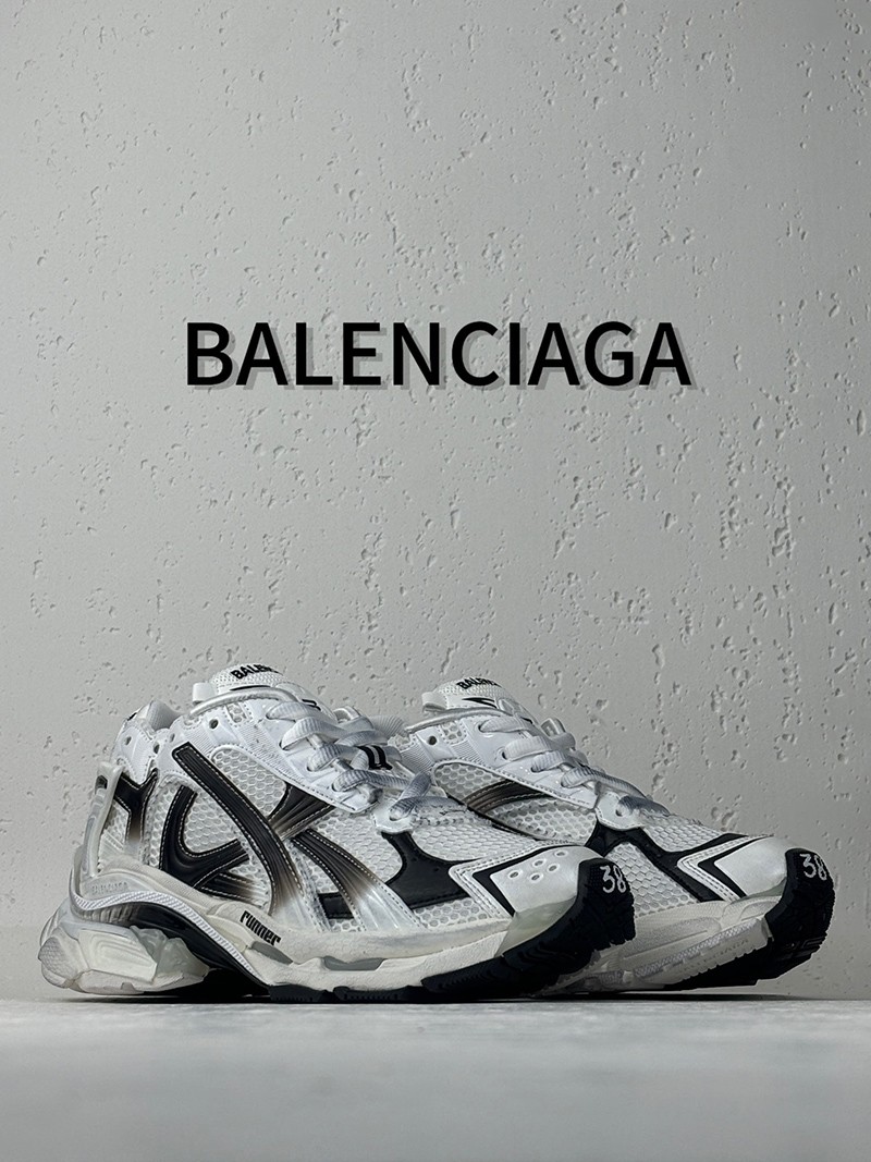 Balenciaga Runner shoe 003