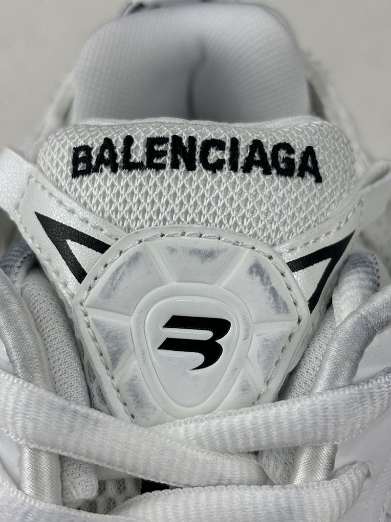 Balenciaga Runner shoe 003