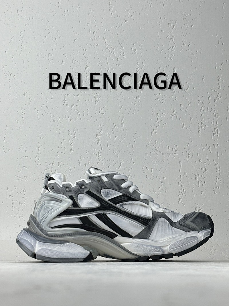 Balenciaga Runner shoe 005