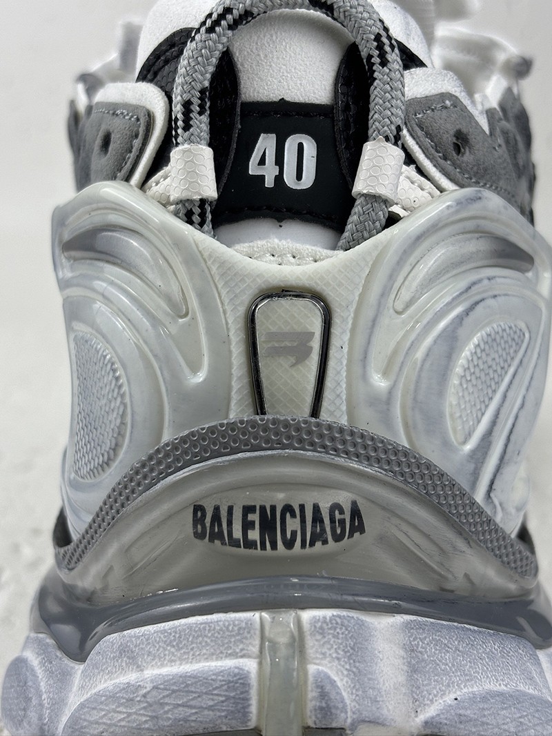 Balenciaga Runner shoe 005