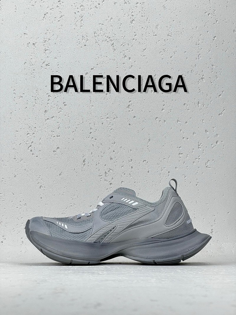 Balenciaga Cricuit shoe 020