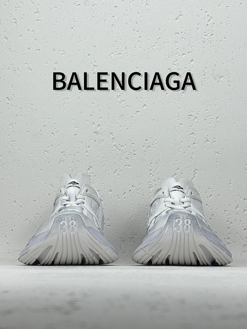 Balenciaga Cricuit shoe 021