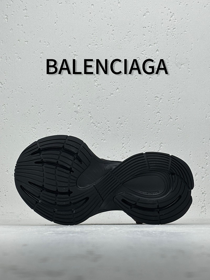 Balenciaga Cricuit shoe 022