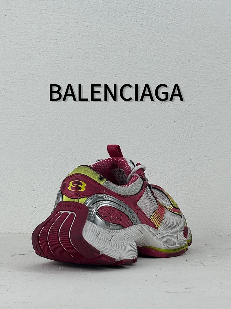 Balenciaga 3XL Sneakers 025