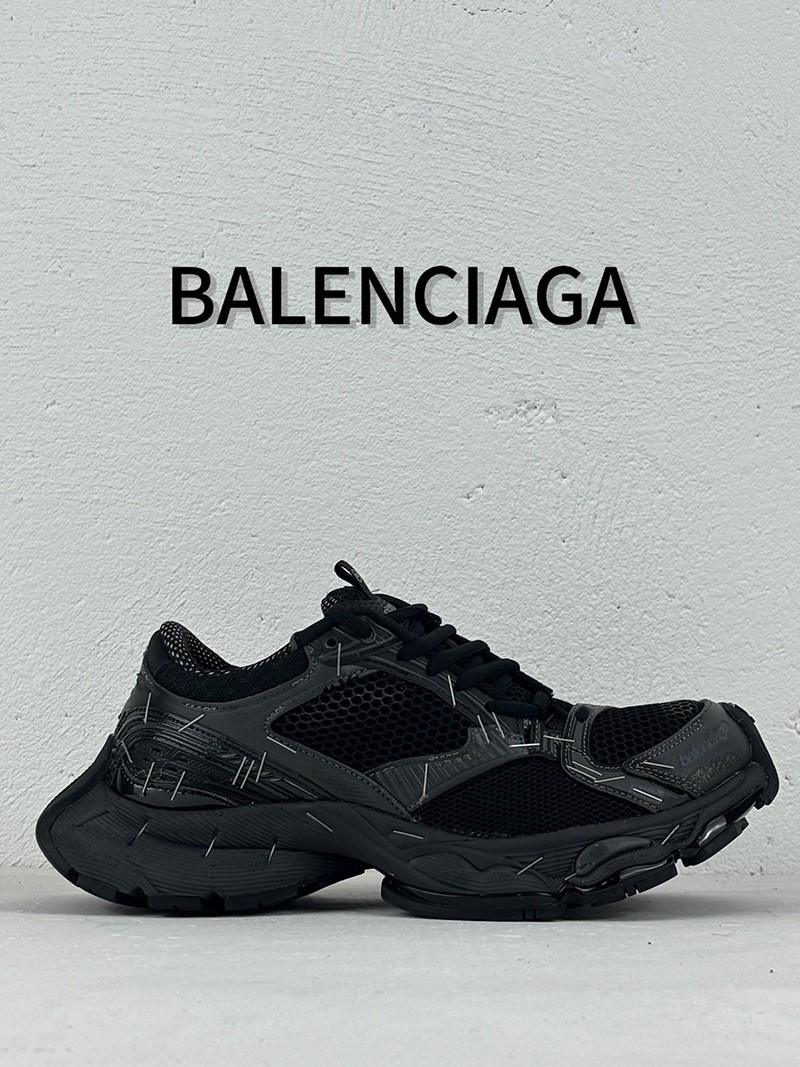 Balenciaga 3XL Sneakers 026