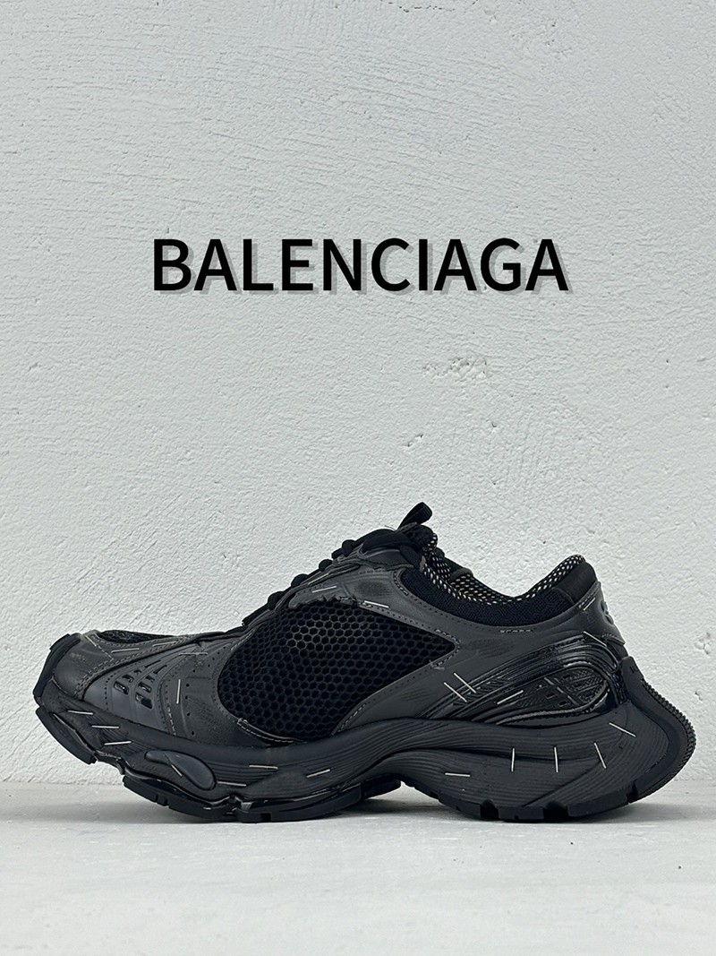 Balenciaga 3XL Sneakers 026