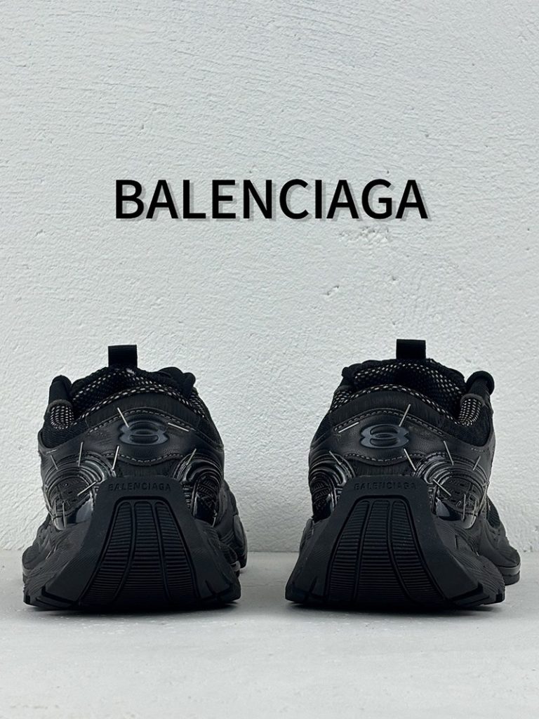 Balenciaga 3XL Sneakers 026