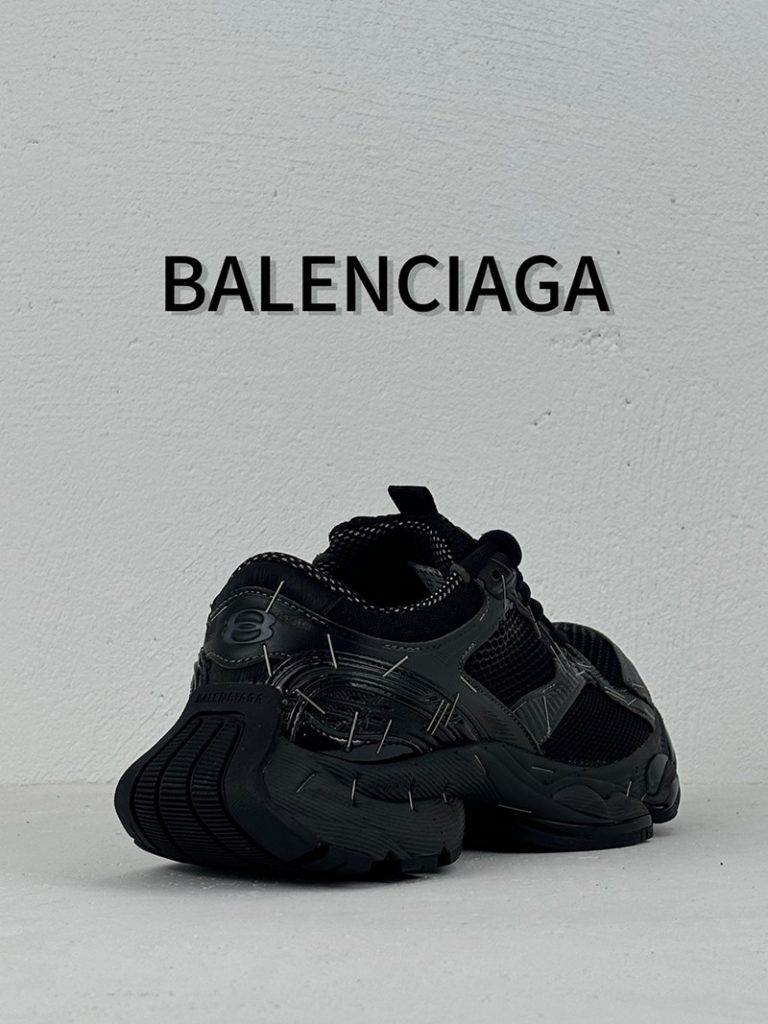 Balenciaga 3XL Sneakers 026