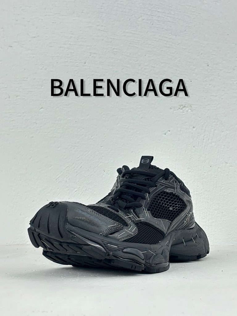 Balenciaga 3XL Sneakers 026