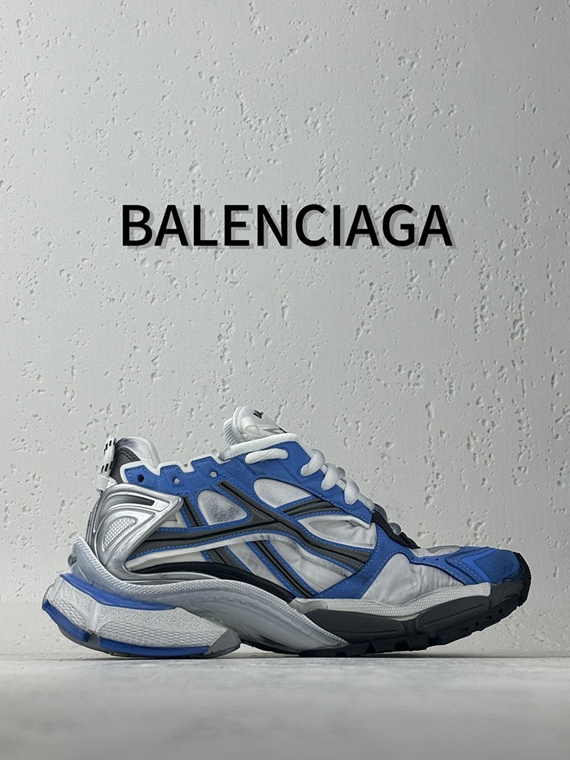 Balenciaga Runner Sneaker 028