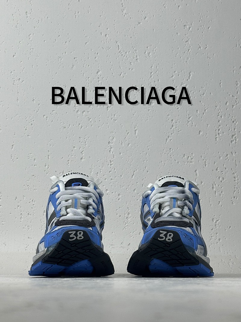 Balenciaga Runner Sneaker 028