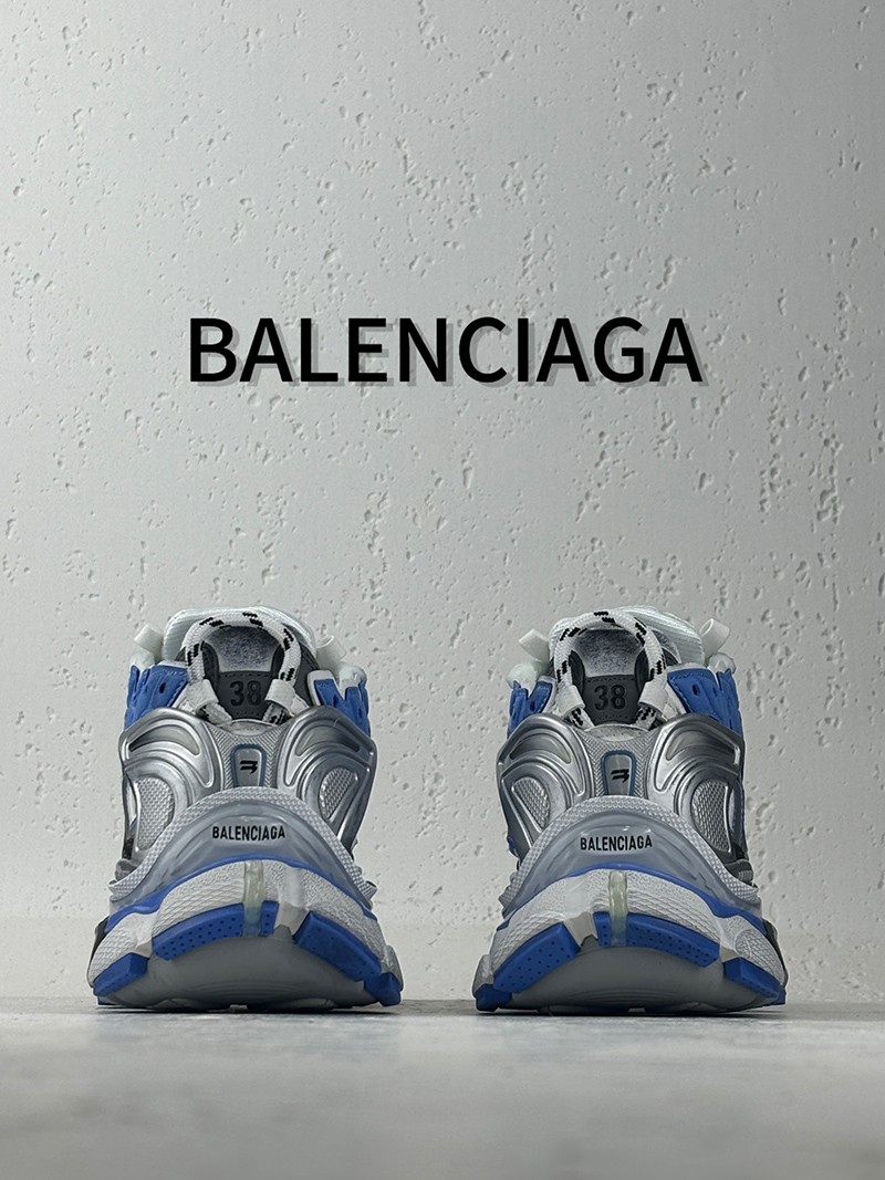 Balenciaga Runner Sneaker 028