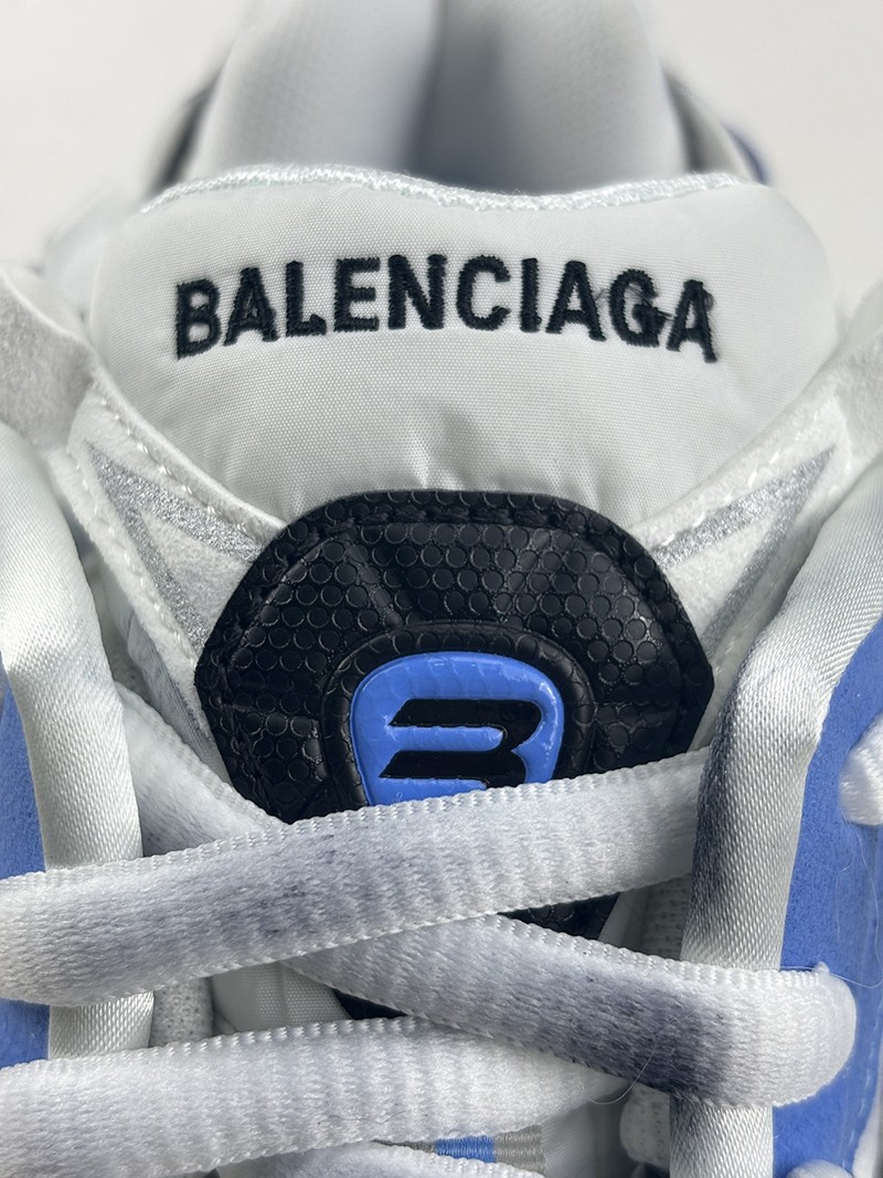 Balenciaga Runner Sneaker 028