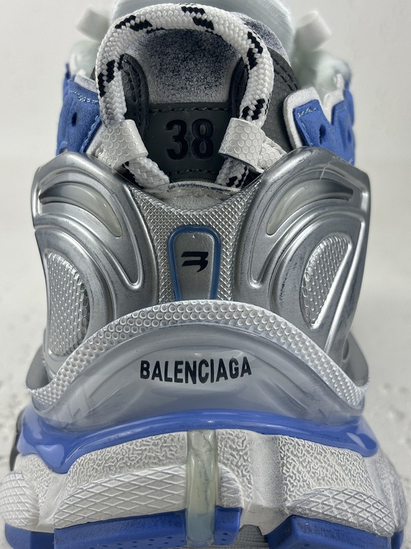 Balenciaga Runner Sneaker 028