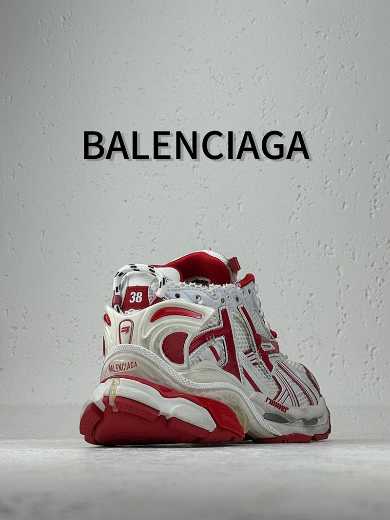 Balenciaga Runner Sneaker 030