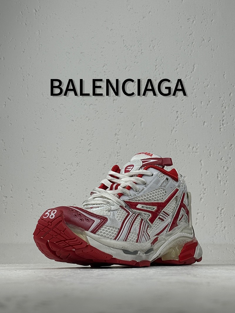 Balenciaga Runner Sneaker 030