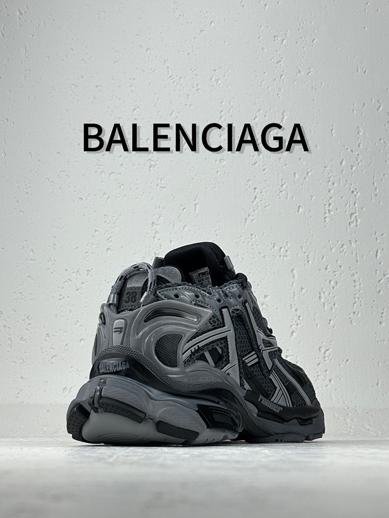 Balenciaga Runner Sneaker 031