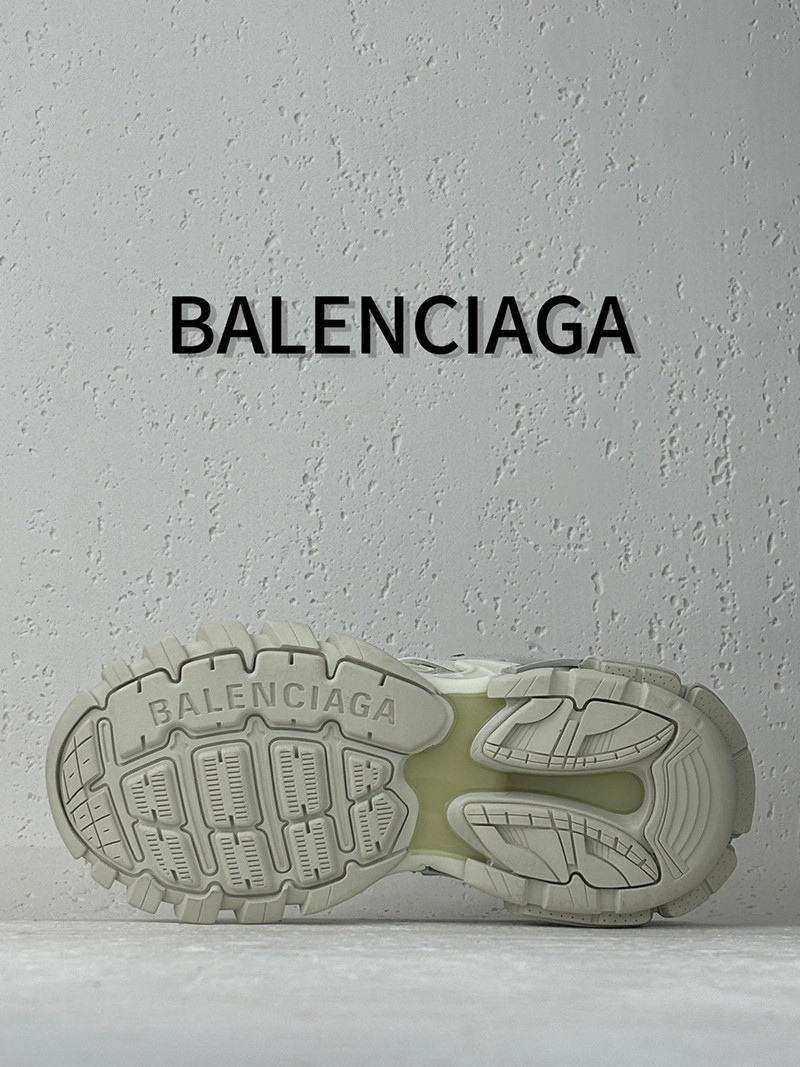 Balenciaga Track 2 shoe 034