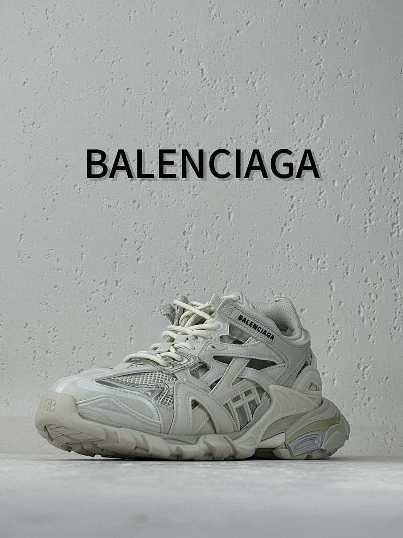 Balenciaga Track 2 shoe 034