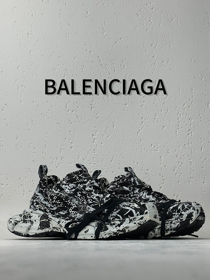 Balenciaga 3XL Sneakers 037