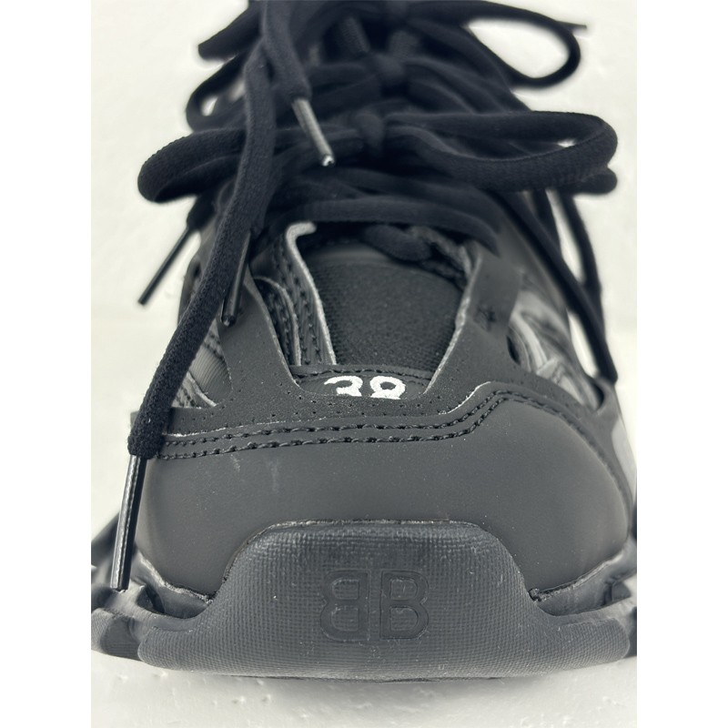 Balenciaga Track shoe 001