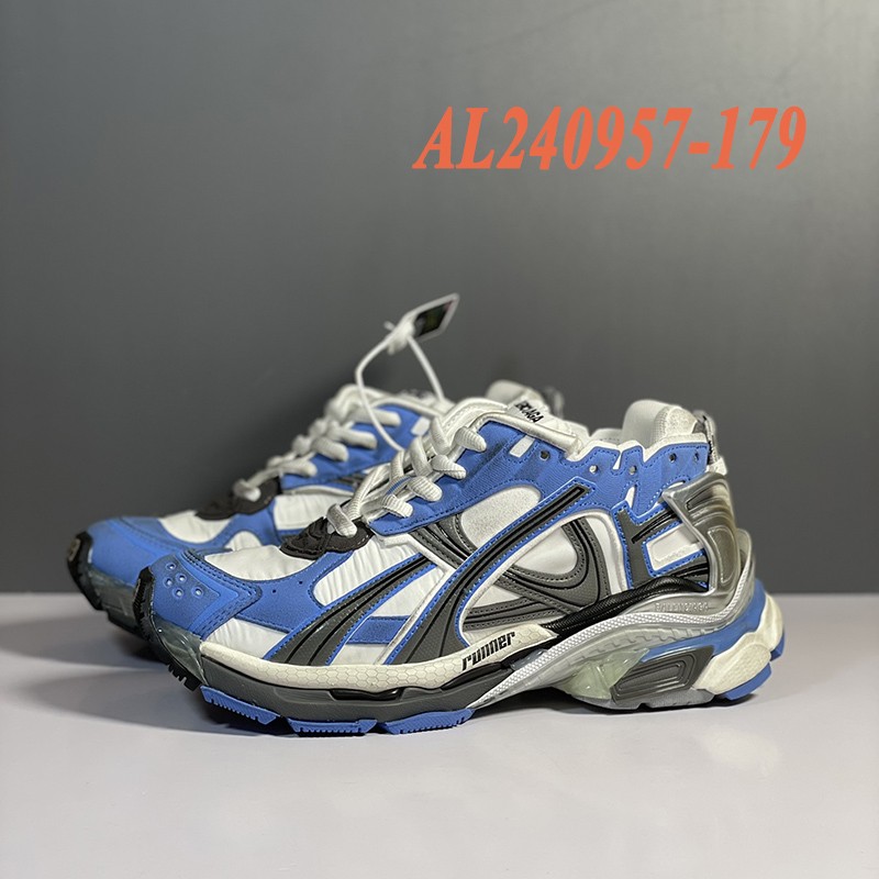 Balenciaga Runner Sneaker 048