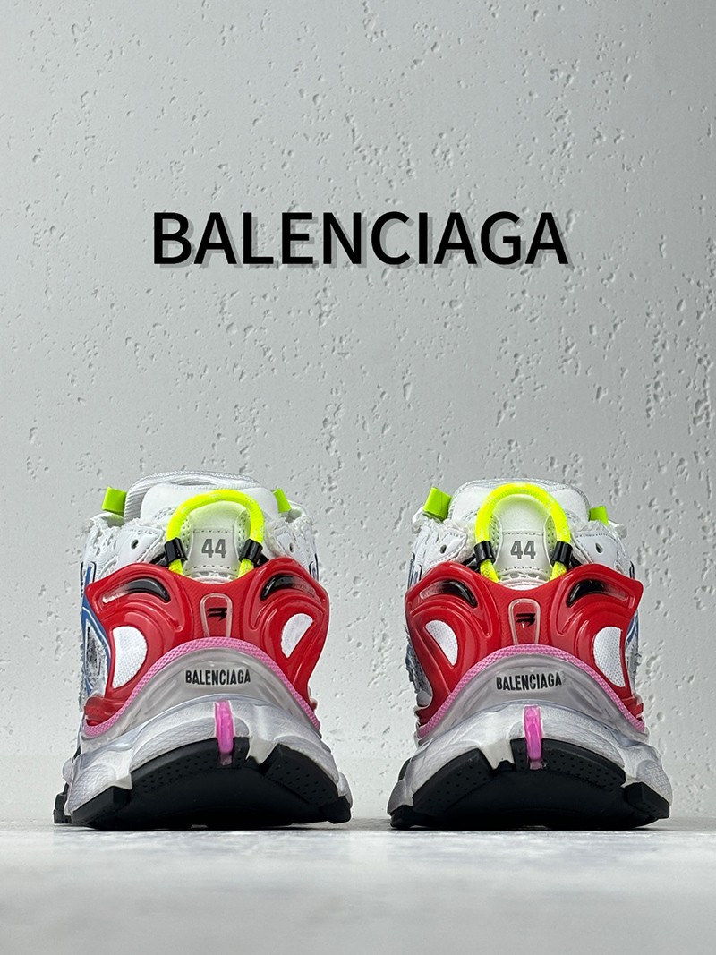 Balenciaga Runner Sneaker 044