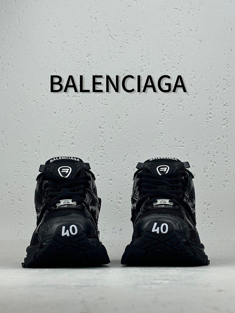 Balenciaga Runner Sneaker 046