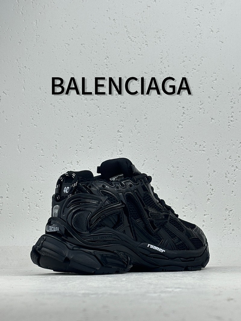 Balenciaga Runner Sneaker 046