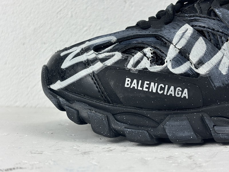 Balenciaga Track shoe 083