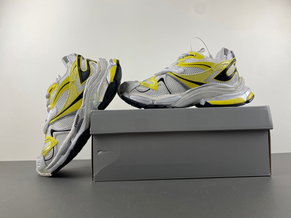 Balenciaga 7.5 Sneaker 001