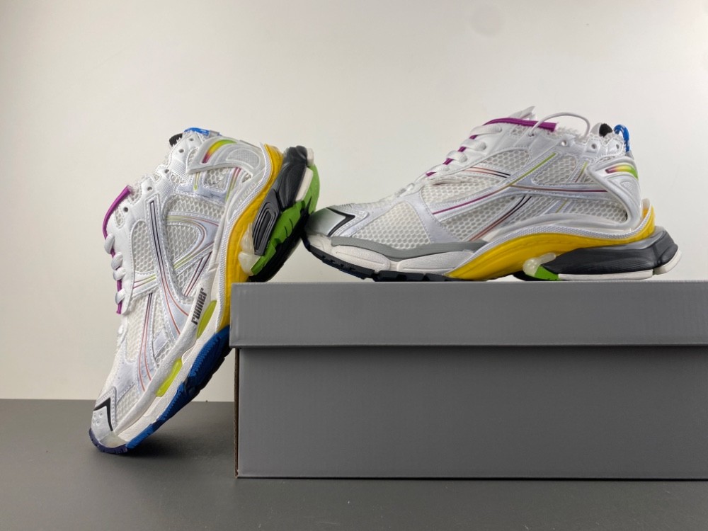 Balenciaga 7.5 Sneaker 002