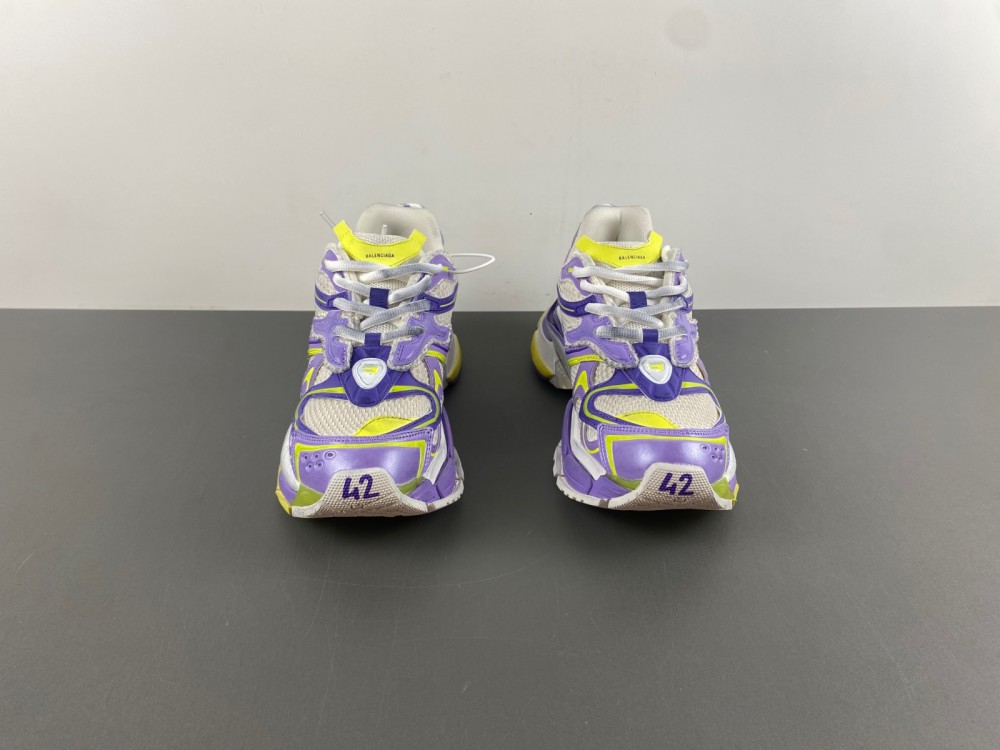 Balenciaga 7.5 Sneaker 003