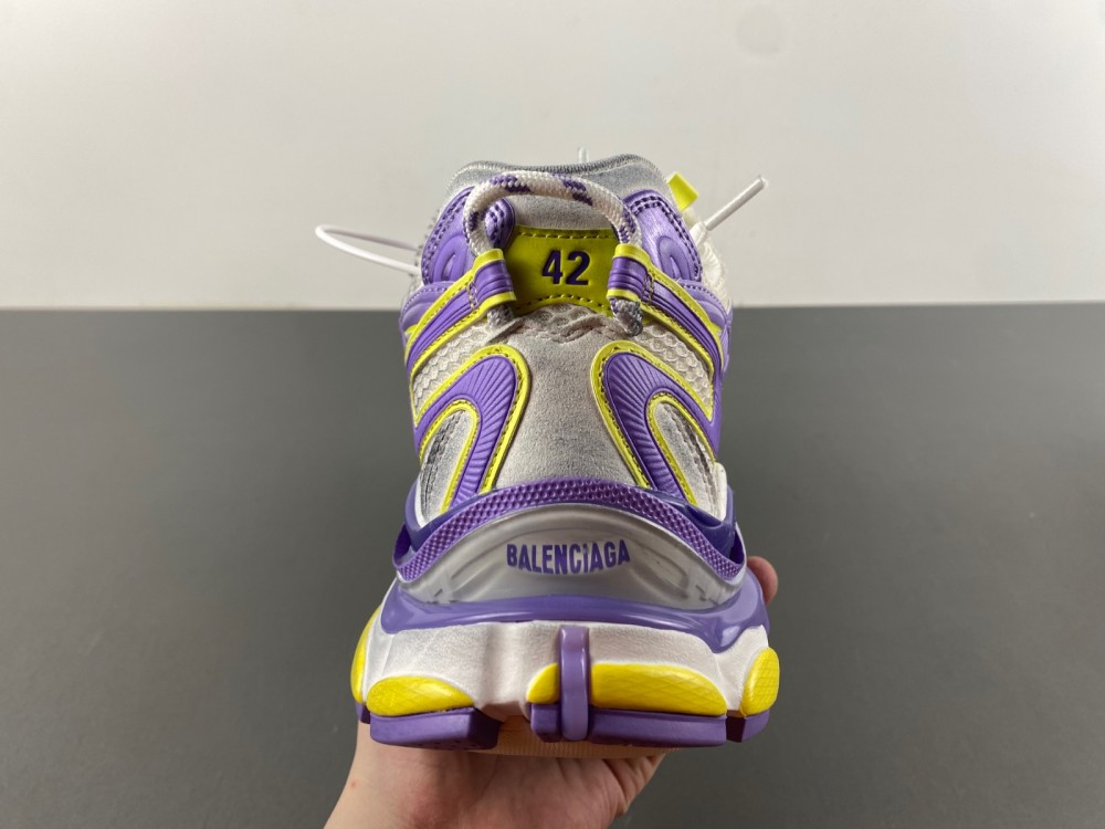 Balenciaga 7.5 Sneaker 003