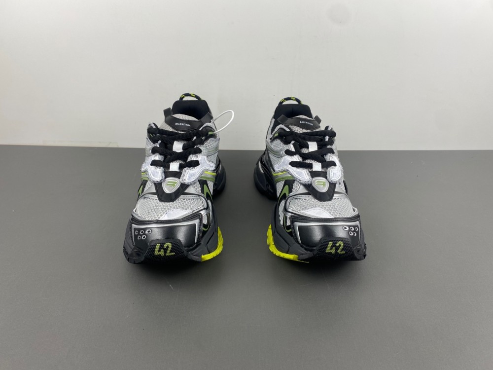 Balenciaga 7.5 Sneaker 006