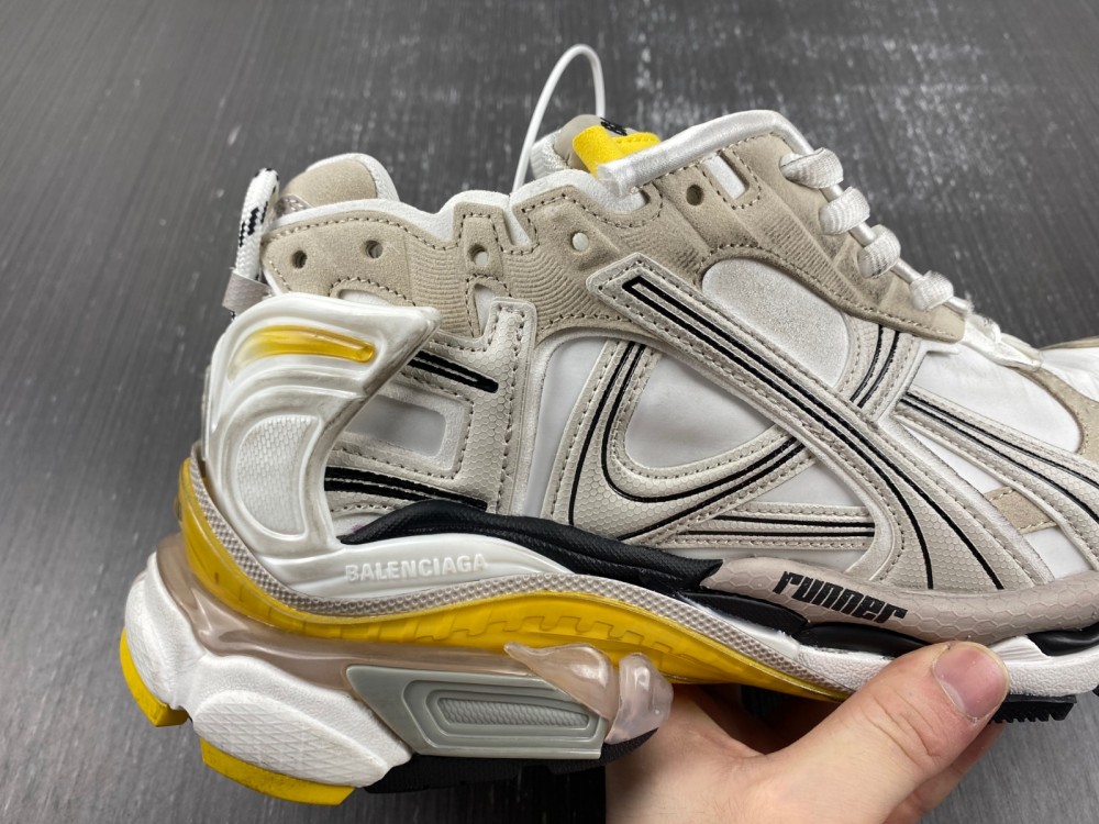 Balenciaga 7.5 Sneaker 007