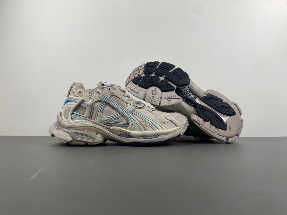 Balenciaga 7.5 Sneaker 008