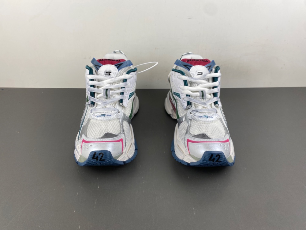 Balenciaga 7.5 Sneaker 013