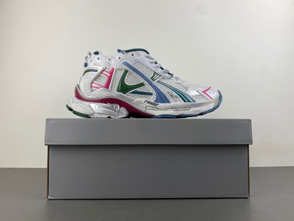 Balenciaga 7.5 Sneaker 013