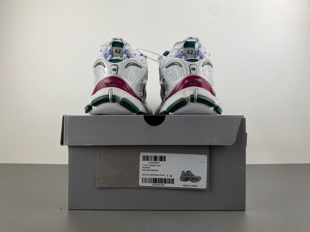 Balenciaga 7.5 Sneaker 013