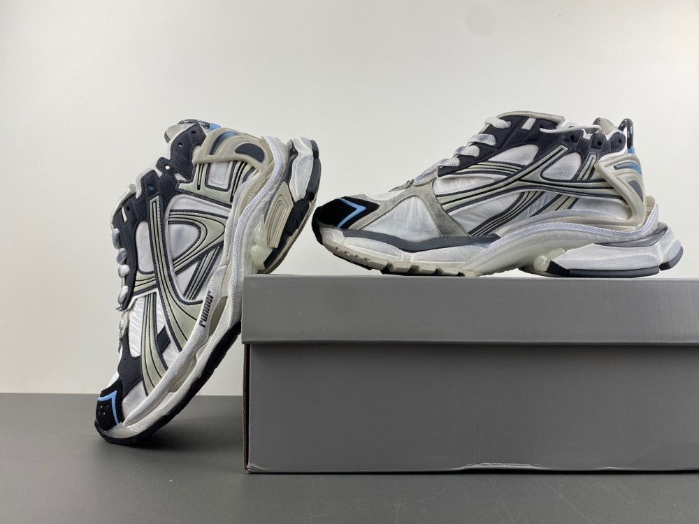 Balenciaga 7.5 Sneaker 014