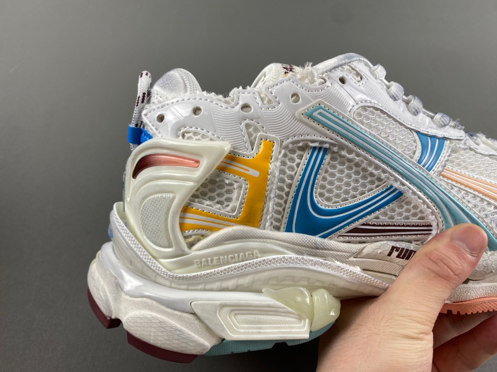 Balenciaga 7.5 Sneaker 015