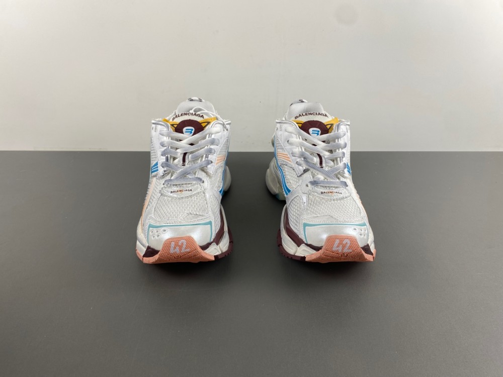 Balenciaga 7.5 Sneaker 015