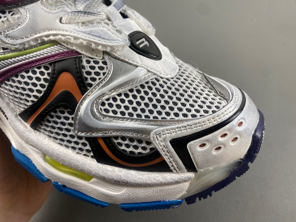 Balenciaga 7.5 Sneaker 016
