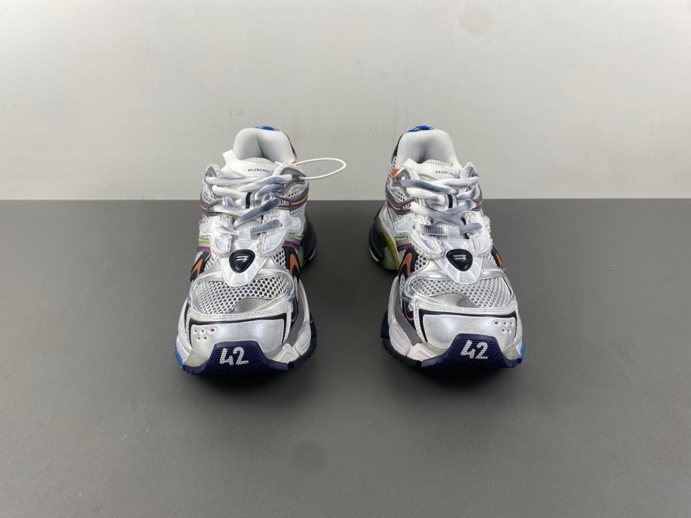 Balenciaga 7.5 Sneaker 016