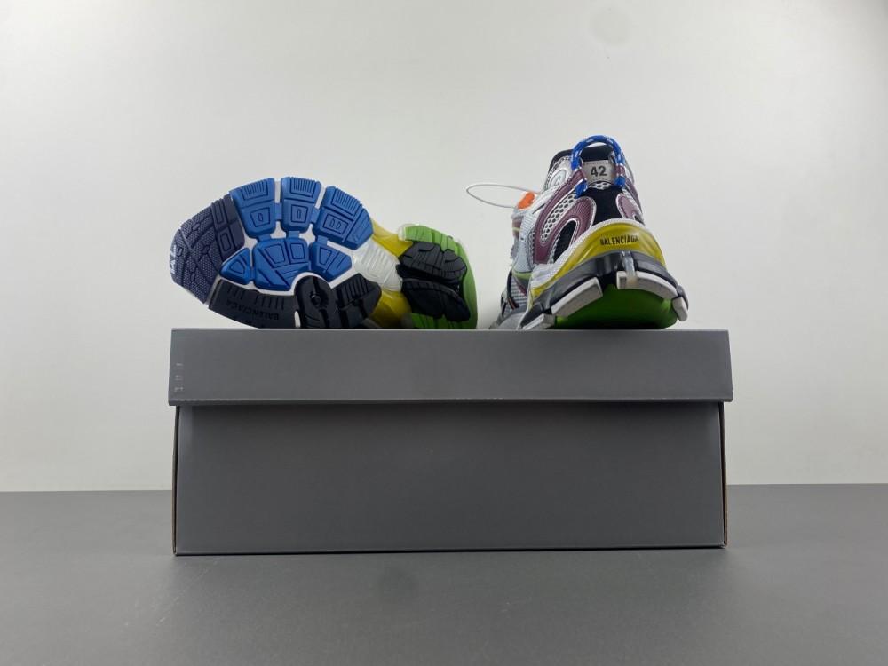 Balenciaga 7.5 Sneaker 016