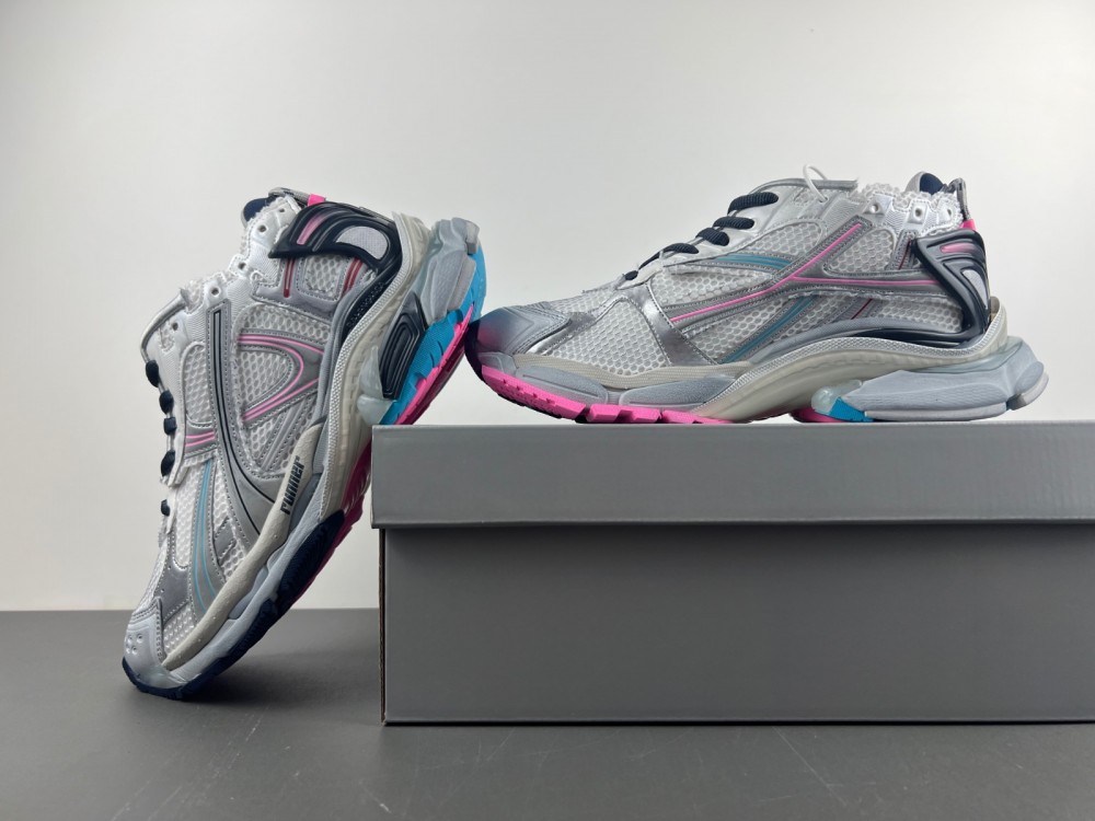 Balenciaga 7.5 Sneaker 017