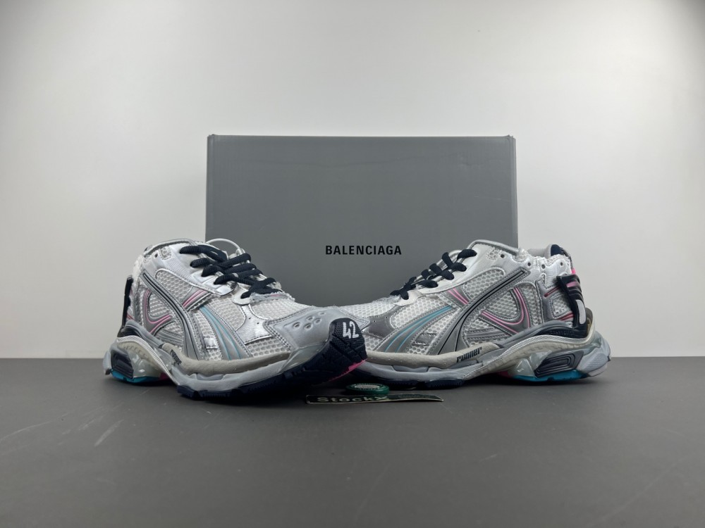Balenciaga 7.5 Sneaker 017