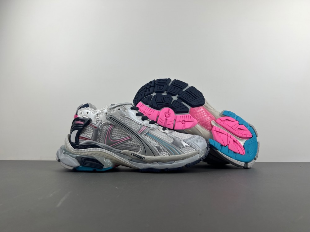 Balenciaga 7.5 Sneaker 017